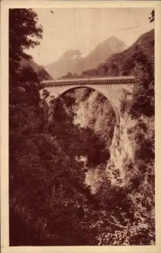 Ak Luz Saint Sauveur Hautes Pyrénées, Pont Napoleon