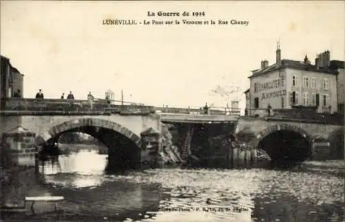Ak Luneville Meurthe et Moselle, Pont sur la Vezouse, Rue Chanzy