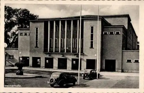 Ak Weimar in Thüringen, Weimarhalle, Autos