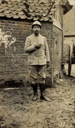 Foto Ak Französischer Soldat in Uniform, I WK