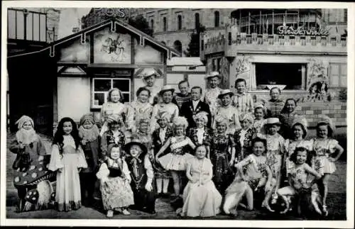 Ak C.H. Schäfers Zirkus Stadt Liliput, Liliputaner, München Solln, Memlingstraße 11