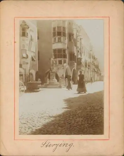 Foto Sterzing Vipiteno Südtirol, Straßenpartie, Denkmal