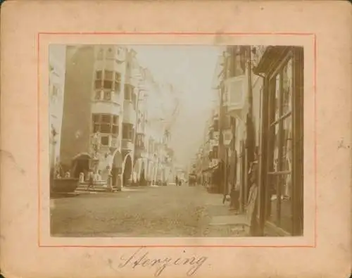 Foto Sterzing Vipiteno Südtirol, Straßenpartie, Denkmal