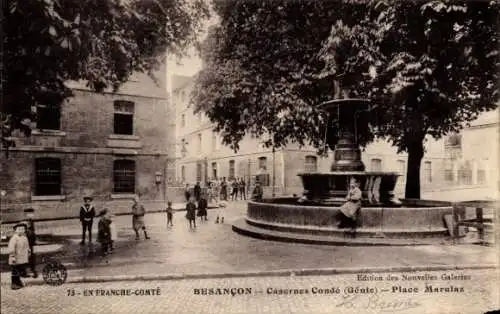 Ak Besançon Doubs, Casernes Conde, Place Marulaz