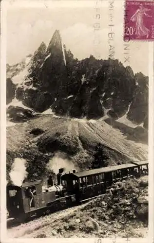 Ak Chamonix Mont Blanc Haute Savoie, Chemin de fer du Montenvers, l'Aiguille du Dru