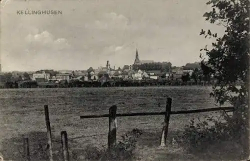 Ak Kellinghusen in Holstein, Panorama, Kirchturm