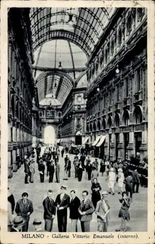 Ak Milano Mailand Lombardia, Galleria Vittorio Emanuele, interno