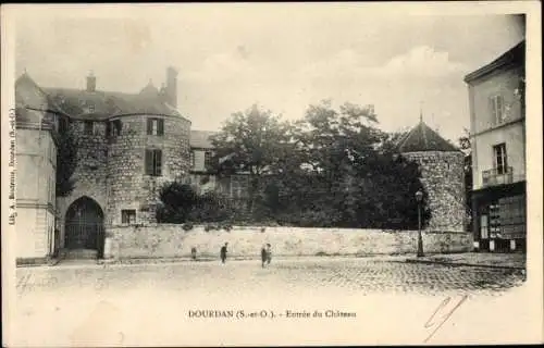 Ak Dourdan Essonne, Entrée du Château