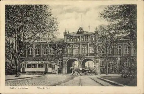 Ak Wilhelmshaven an der Nordsee, Werft-Tor, Straßenbahn