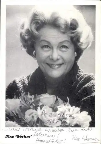Ak Schauspielerin Ilse Werner, Portrait, Autogramm, Blumen