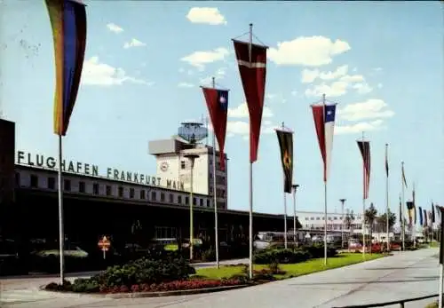 Ak Flughafen Frankfurt Main, Eingangsbereich, Länderfahnen