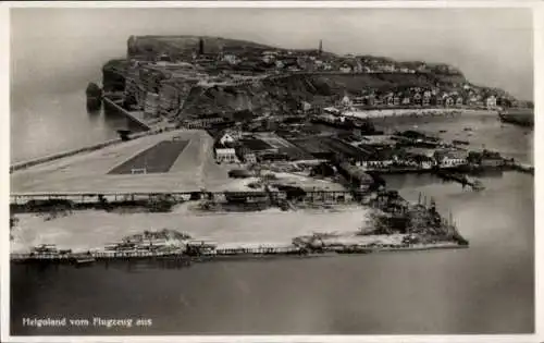 Ak Nordseeinsel Helgoland, Gesamtansicht, Fliegeraufnahme