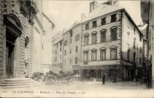 Ak Briançon Briancon Hautes-Alpes, Place du Temple