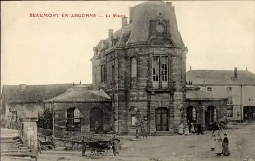 Ak Beaumont en Argonne Ardennes, La Mairie