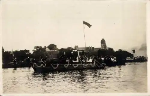 Foto Ak Frauenchiemsee Fraueninsel Chiemsee Oberbayern, Fronleichnam 1927, Boote, Prozession