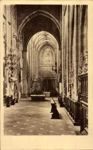 Ak Freiburg im Breisgau, Münster, St. Michael, Blick vom Chor