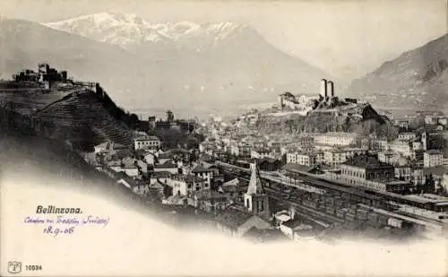 Ak Bellinzona Kt. Tessin Schweiz, Panorama mit Schloss, Bahnhof