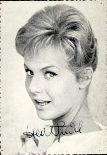 Ak Schauspielerin Heidi Brühl, Portrait