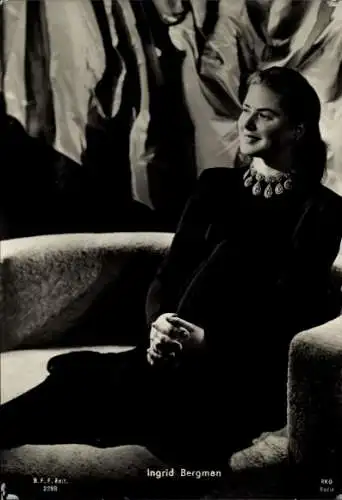 Ak Schauspielerin Ingrid Bergmann, Portrait, Notoriouss