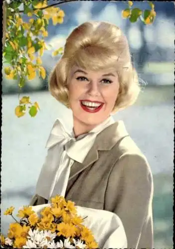 Ak Schauspielerin Doris Day, Portrait