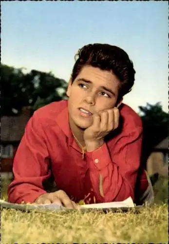 Ak Schauspieler und Sänger Cliff Richard, Portrait