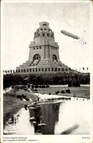 Ak Leipzig, Völkerschlachtdenkmal, Zeppelin-Luftschiff Sachsen, LZ 17