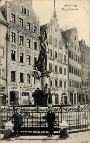 Ak Augsburg in Schwaben, Merkurbrunnen, Passanten