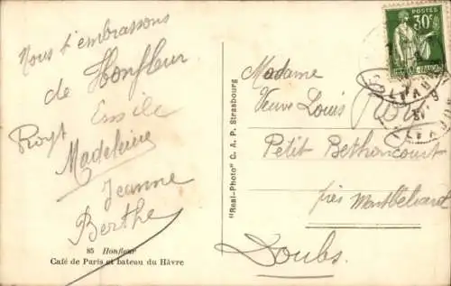 Ak Honfleur-Calvados, Café de Paris und Le Hâvre-Boot