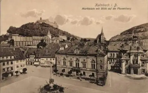 Ak Kulmbach in Oberfranken, Marktplatz, Plassenburg