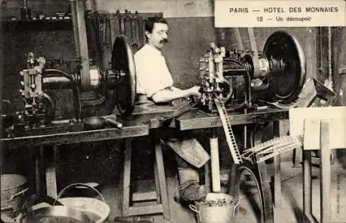 Ak Paris, Hotel des Monnaies, un decoupoir