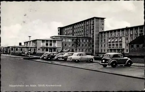 Ak Rüsselsheim am Main Hessen, Städtisches Krankenhaus, Autos