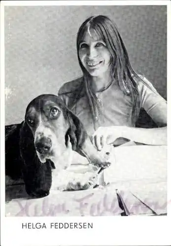 Ak Schauspielerin Helga Feddersen, Portrait, Hund, Autogramm