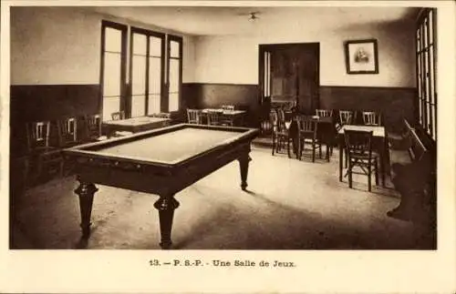 Ak Paris XX., Ein Spielzimmer, Billard