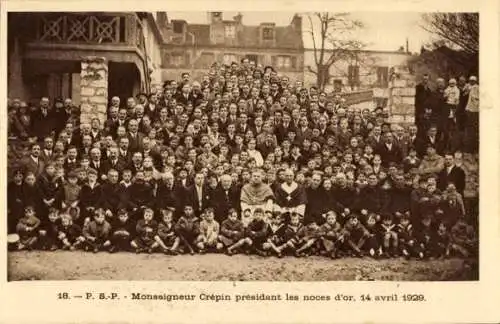 Ak Paris Ménilmontant, PSP Monseigneur Crépin präsidiert die Goldene Hochzeit, 1929