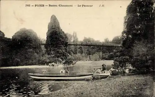 Ak Paris XIX. Buttes Chaumont, Der Fährmann