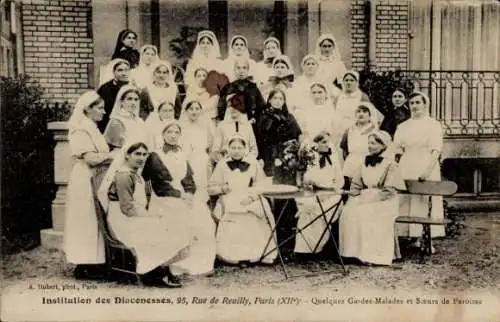 Ak Paris XII Reuilly, Rue de Reuilly, Institution der Diakonissen, einige kranke Krankenschwestern