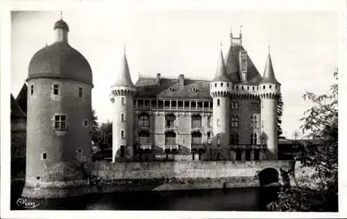 Ak La Clayette Saône-et-Loire, Schloss