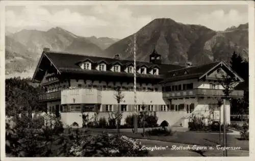 Ak Rottach Egern am Tergernsee, Das Enagheim gegen die Berge