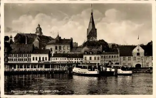 Ak Flensburg in Schleswig Holstein, An der Fördebrücke