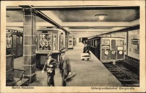 Ak Berlin Neukölln, Untergrundbahnhof Bergstraße
