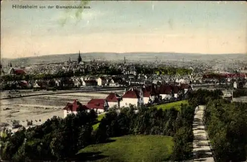 Ak Hildesheim in Niedersachsen, Gesamtansicht, Bismarcksäule