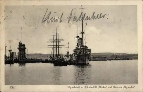 Ak Kiel in Schleswig Holstein, Leuchtturm, Deutsches Kriegsschiff, Niobe, Nymphe