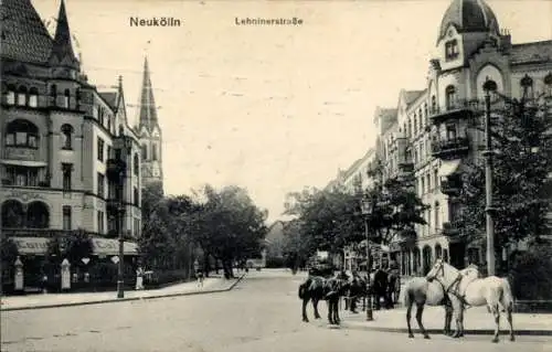 Ak Berlin Neukölln, Lehniner Straße, Pferde