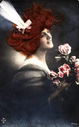 Echthaar Ak Rothaarige Frau mit Rosen, Portrait