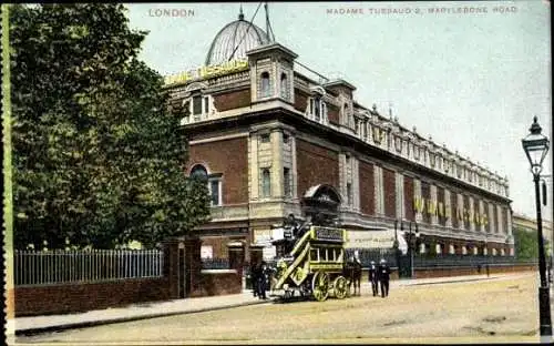 Ak London City England, Madame Tussauds, Marylebone Road