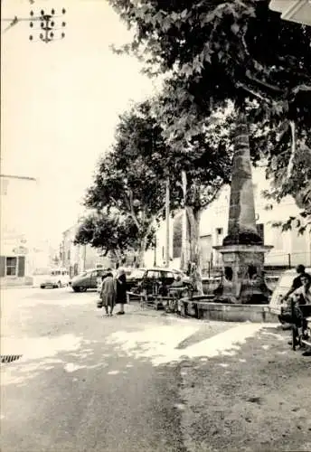 Ak Rognes Bouches du Rhône, La Grande fontaine