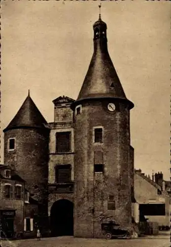 Ak Issoudun Indre, Le Belfroi, ancienne prison jusqu'en 1914