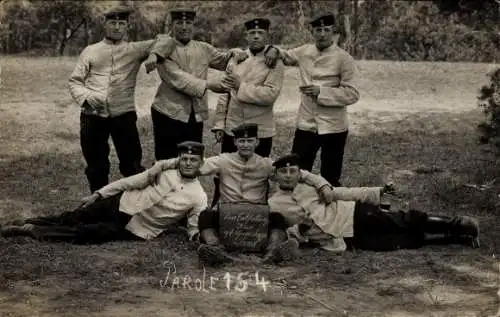 Foto Ak Griesheim bei Darmstadt, Übungsplatz Griesheimer Sand, Soldaten in Uniform, Parole 154