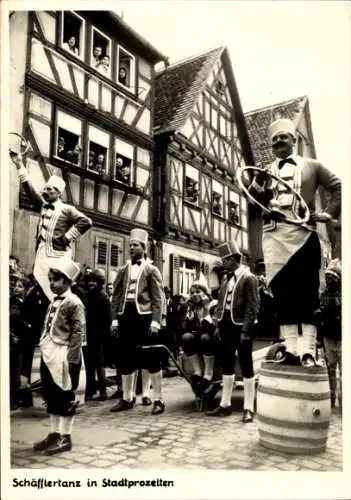 Ak Stadtprozelten am Main Unterfranken, Schäfflertanz, Fachwerkhäuser