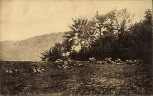 Ak Vogesen, Infanterie in Schützenlinie, Deutsche Soldaten, I. WK